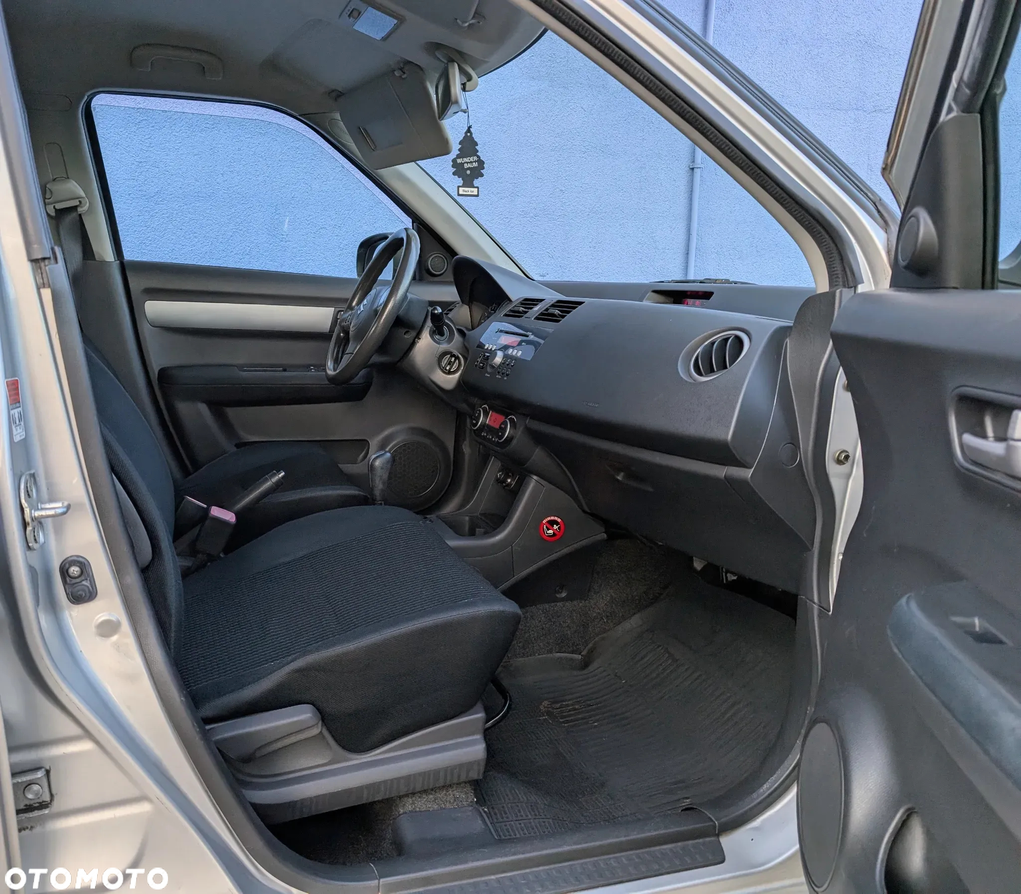 Suzuki Swift - 7