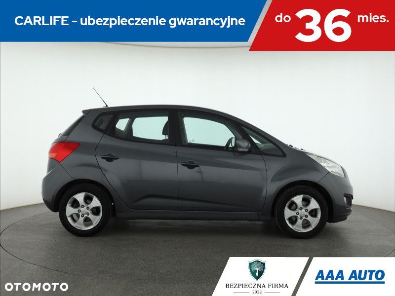 Kia Venga - 8
