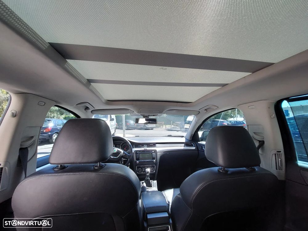 Skoda Superb Break 1.6 TDI Elegance - 25
