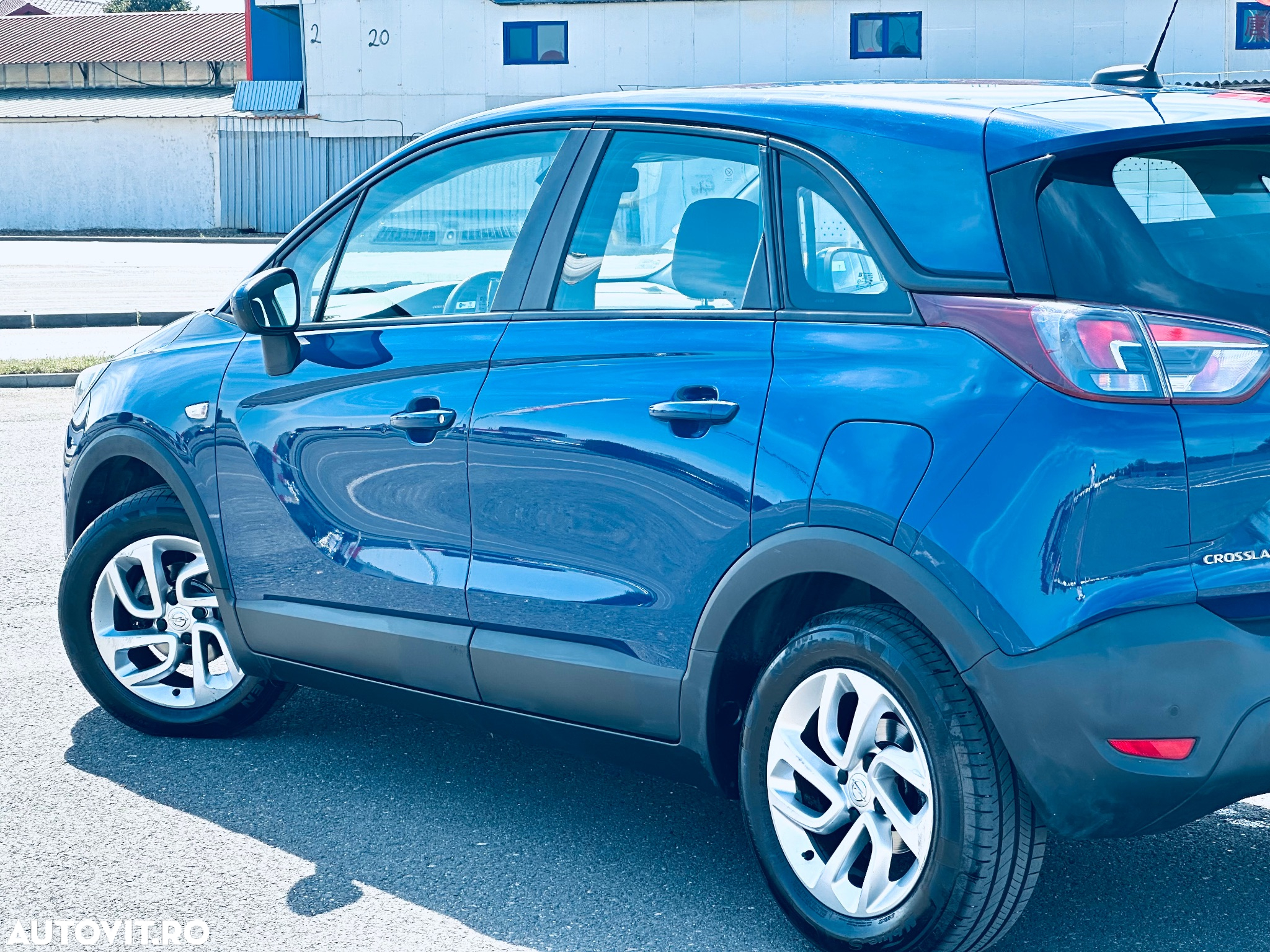 Opel Crossland X 1.2 Enjoy - 13