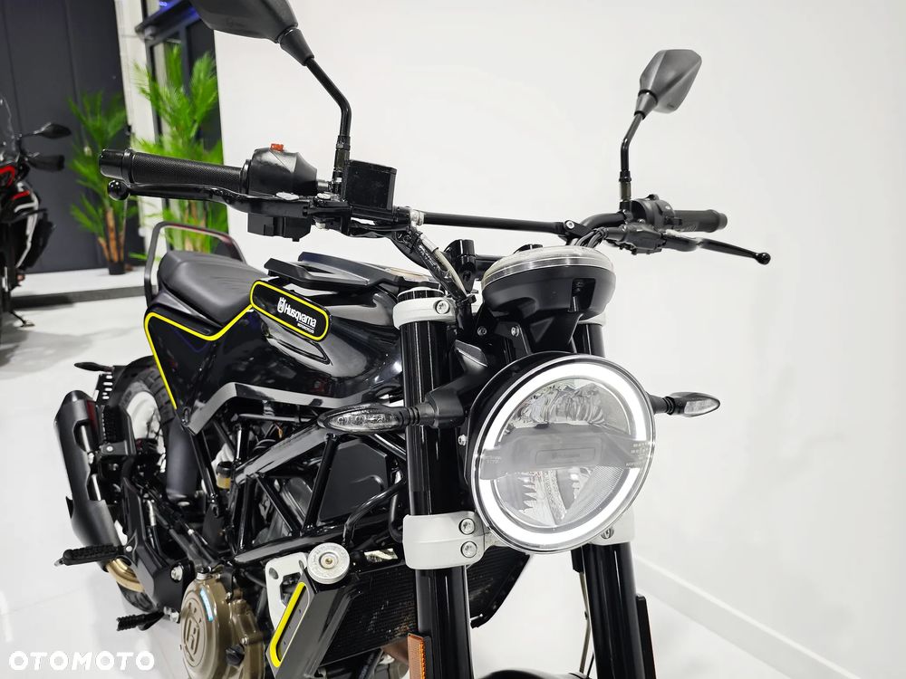 Husqvarna Svartpilen - 12