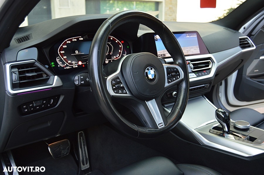 BMW Seria 3 330i AT - 16
