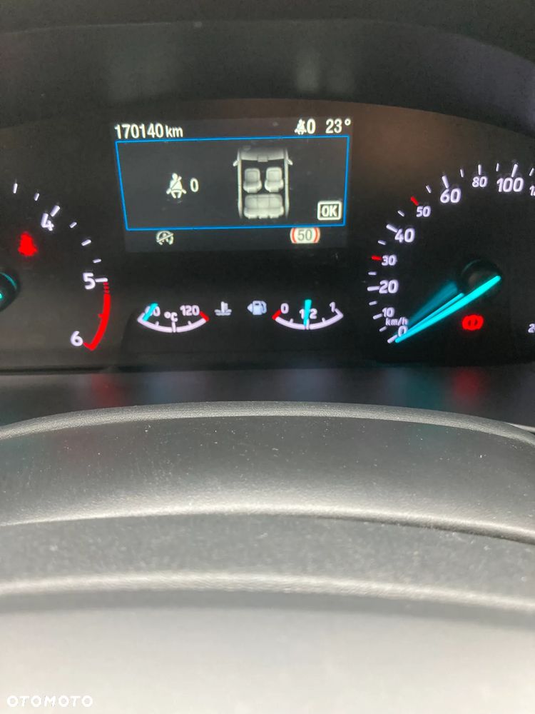 Ford Focus - 8