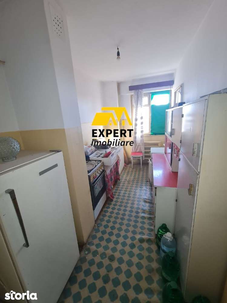Apartament 2 camere , Calea Calarasilor - Viziru 3 , sup 52 mp - Imagine principală: 4/5