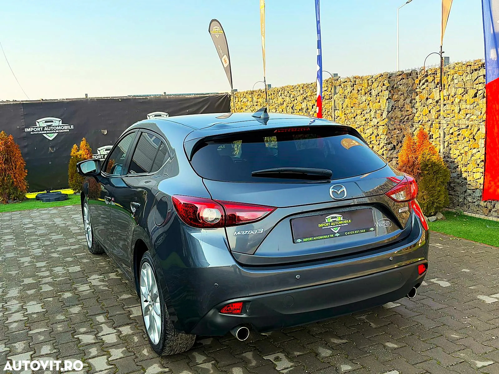 Mazda 3 - 16