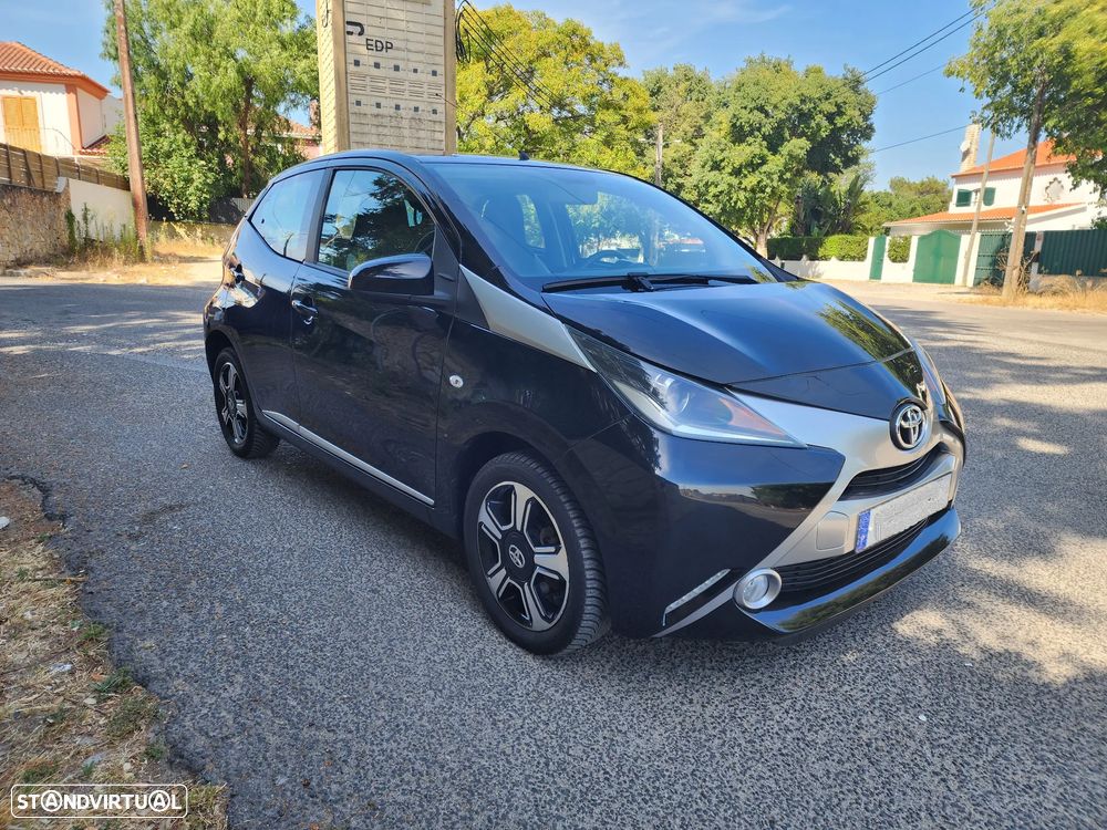 Toyota Aygo 1.0 X-Play+AC+X-Touch - 2
