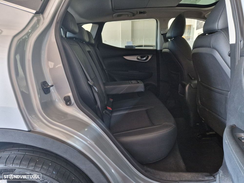 Nissan Qashqai 1.3 DIG-T Tekna - 23