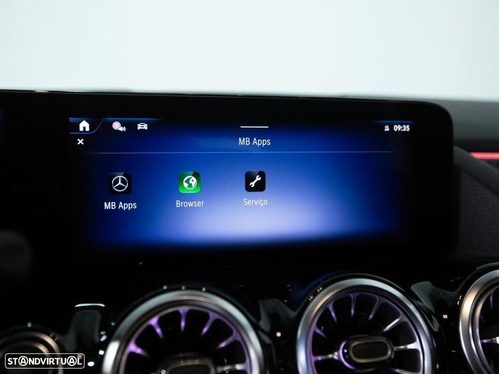 Mercedes-Benz EQA 300 4Matic - 23