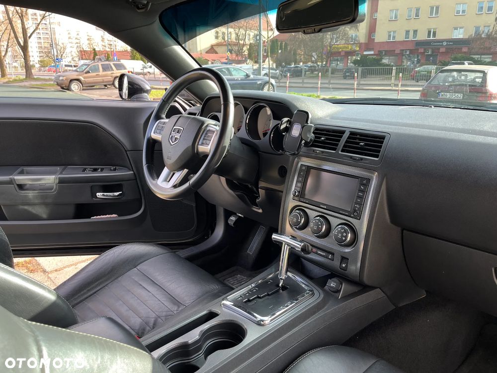 Dodge Challenger 5.7 R/T - 19