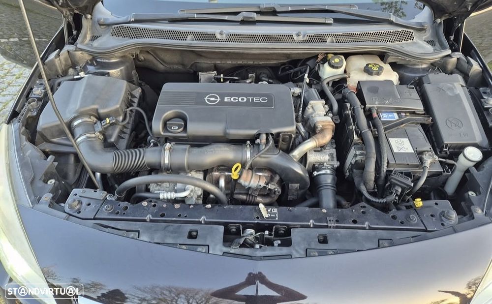 Opel Astra 1.9 CDTi Cosmo - 11