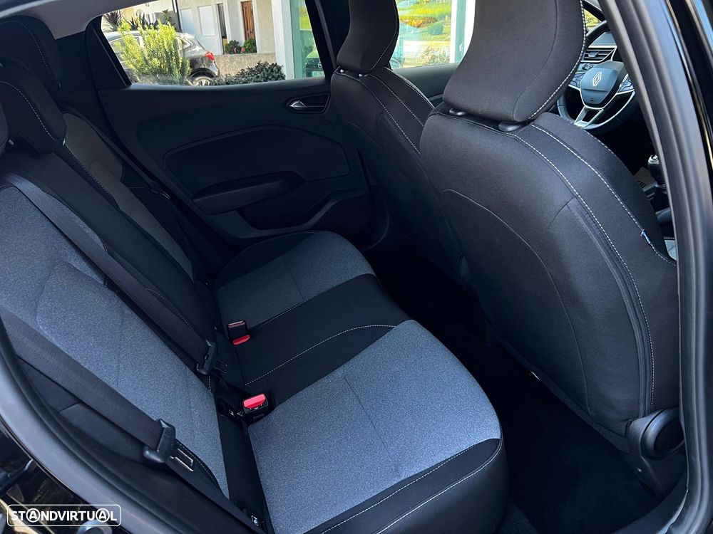 Renault Clio 1.0 TCe Exclusive - 18