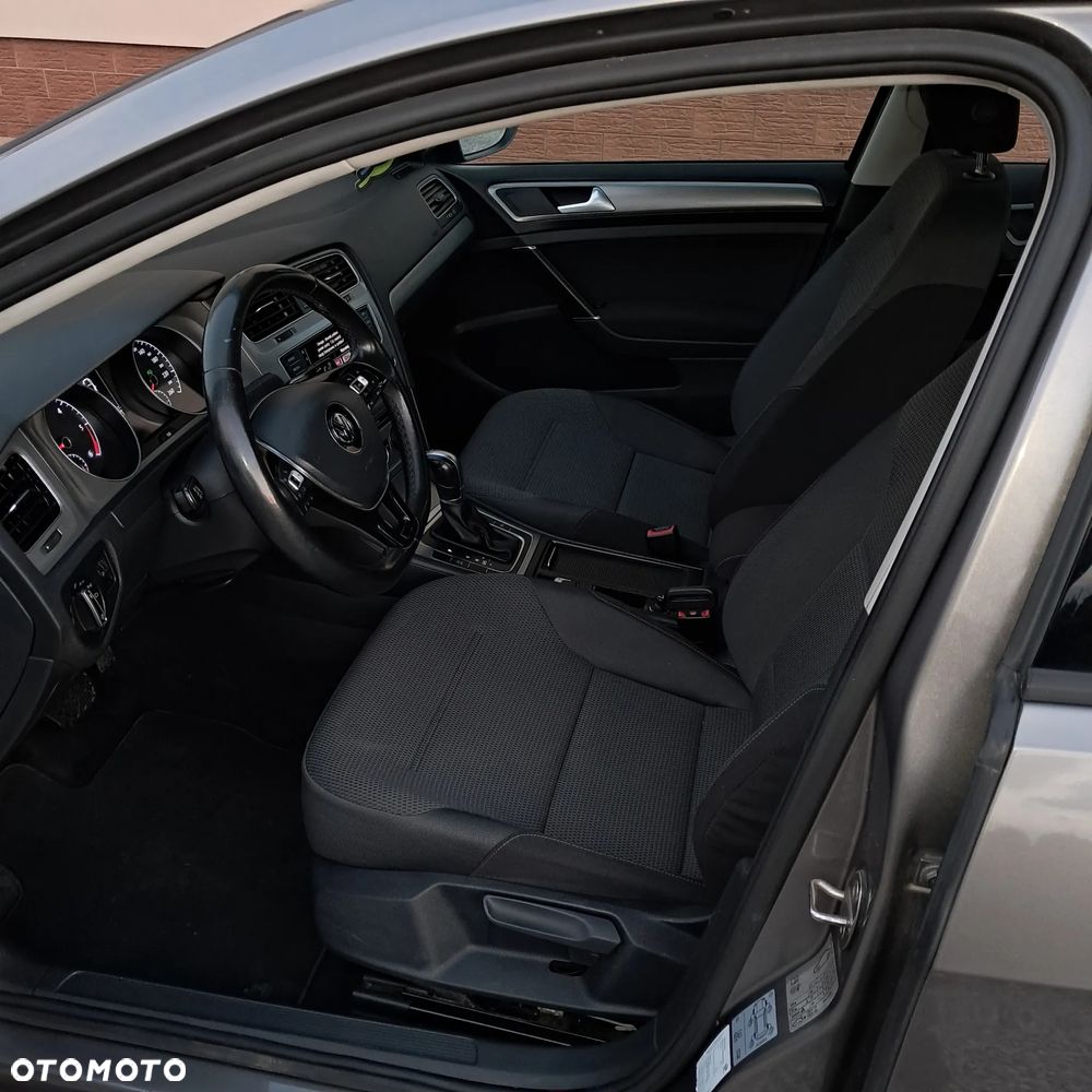 Volkswagen Golf 1.6 TDI BlueMotion Technology DSG Trendline - 8