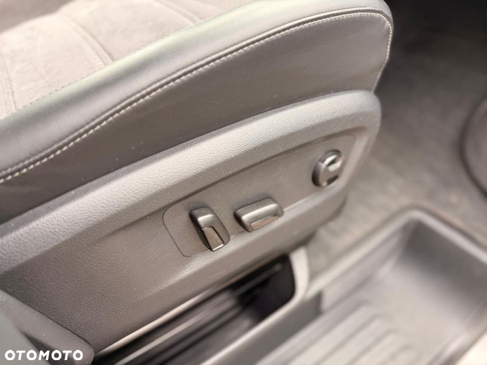 Volkswagen California - 28