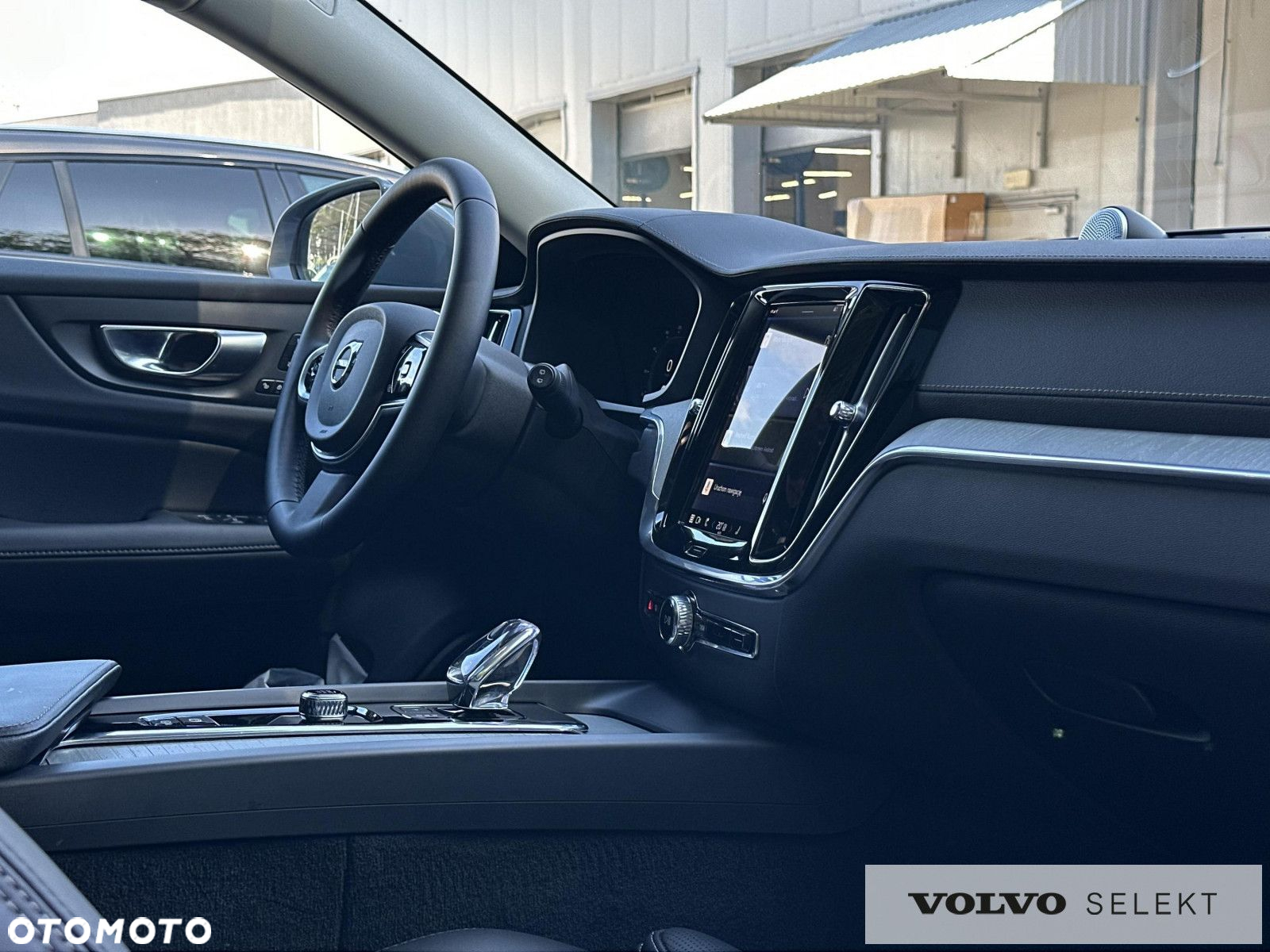 Volvo V60 Cross Country - 18