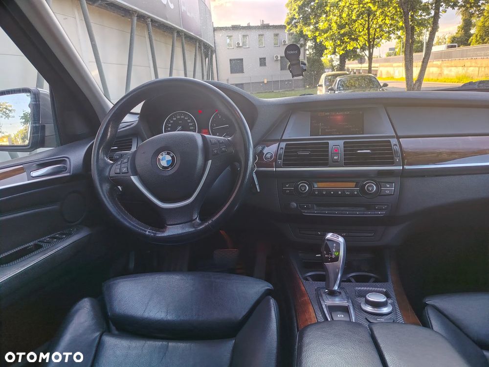BMW X5 3.0sd xDrive - 9