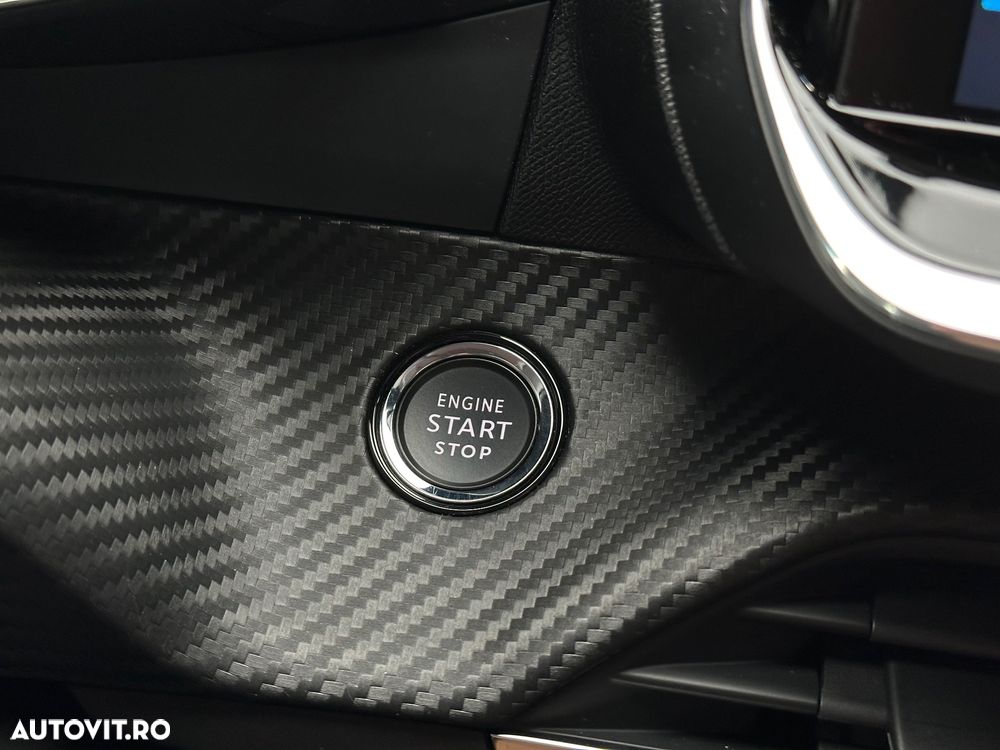 Peugeot 2008 1.2 PureTech Turbo S&S Allure - 32