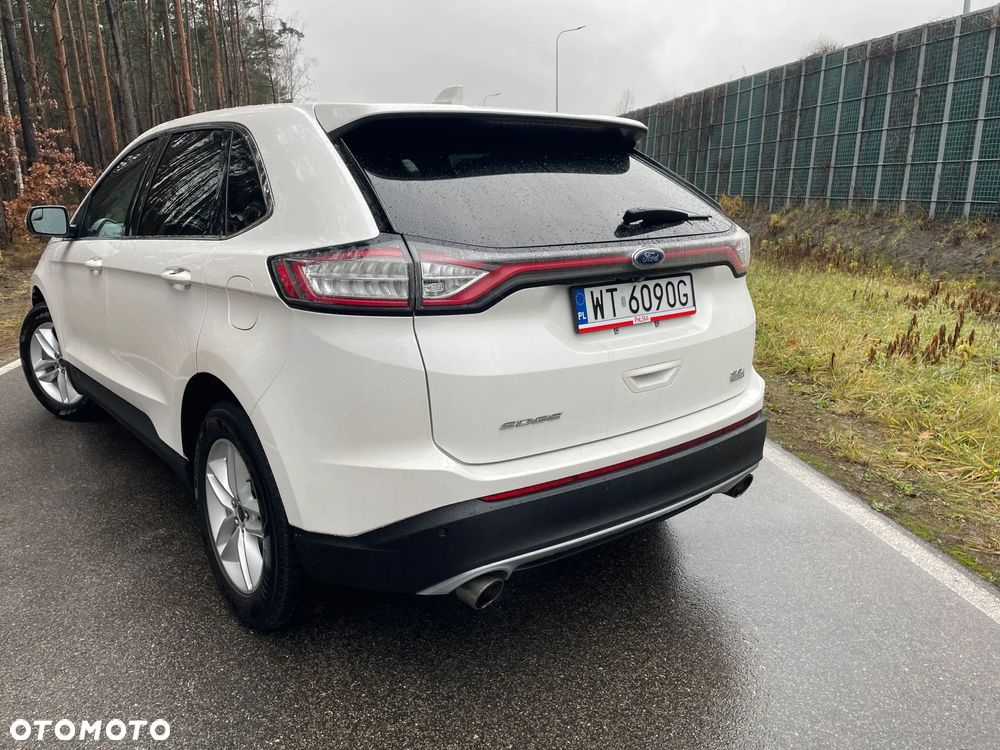 Ford Edge - 10