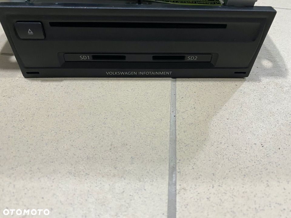 GOLF VW NAWIGACJA WYŚWIETLACZ 5G0035845A 5G0919605D - 2