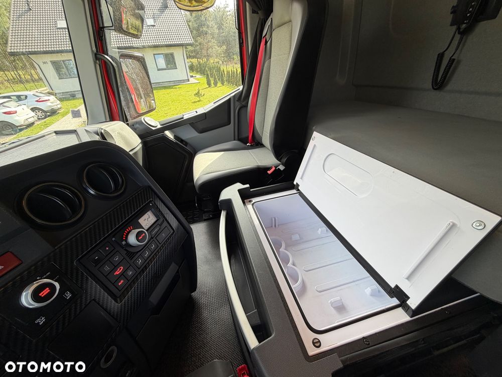 Renault GAMA T 460 EURO 6 // SERWISOWANY // NISKA KABINA // RETARDER - 15