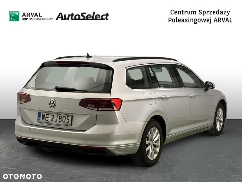 Volkswagen Passat - 6