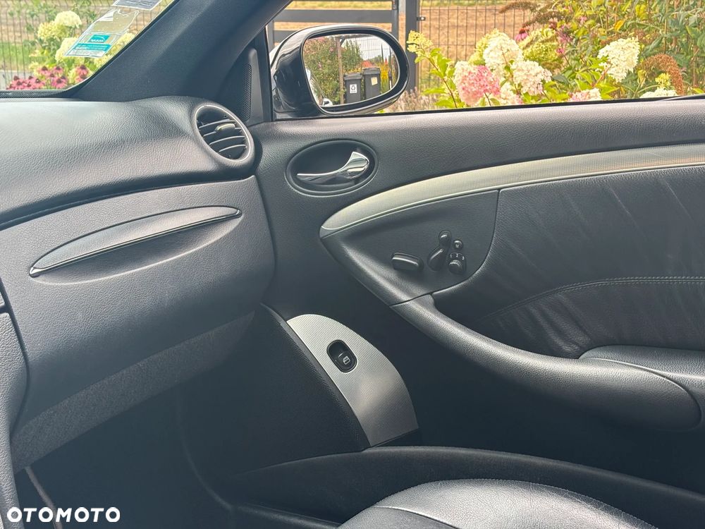 Mercedes-Benz CLK 220 CDI Avantgarde - 17