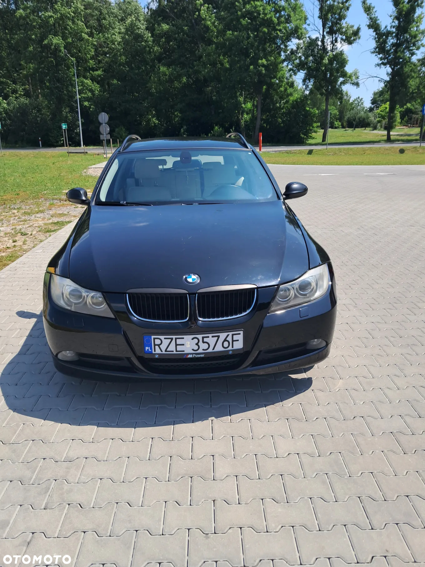 BMW Seria 3 320i Touring - 2