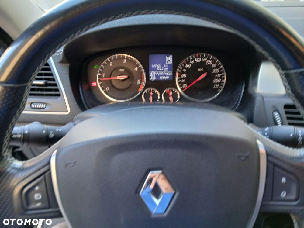Renault Laguna 3.0 dCi V6 Initiale - 9