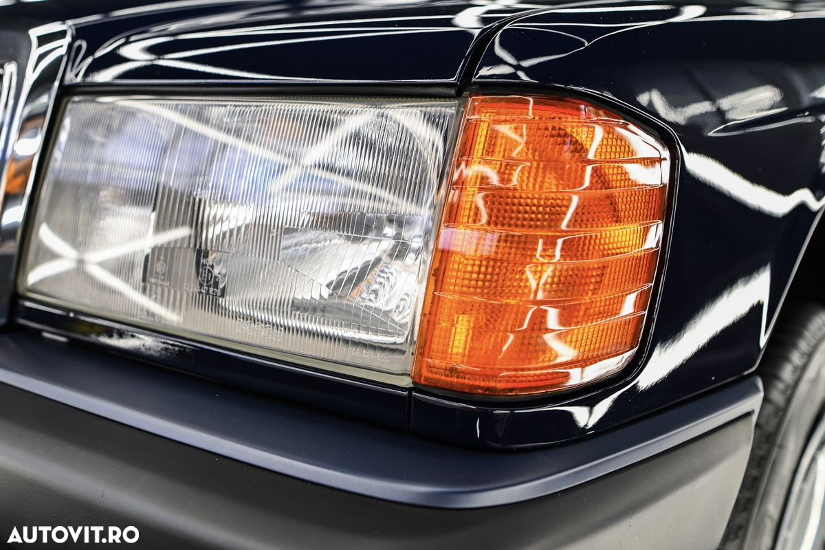 Mercedes-Benz 190 - 16