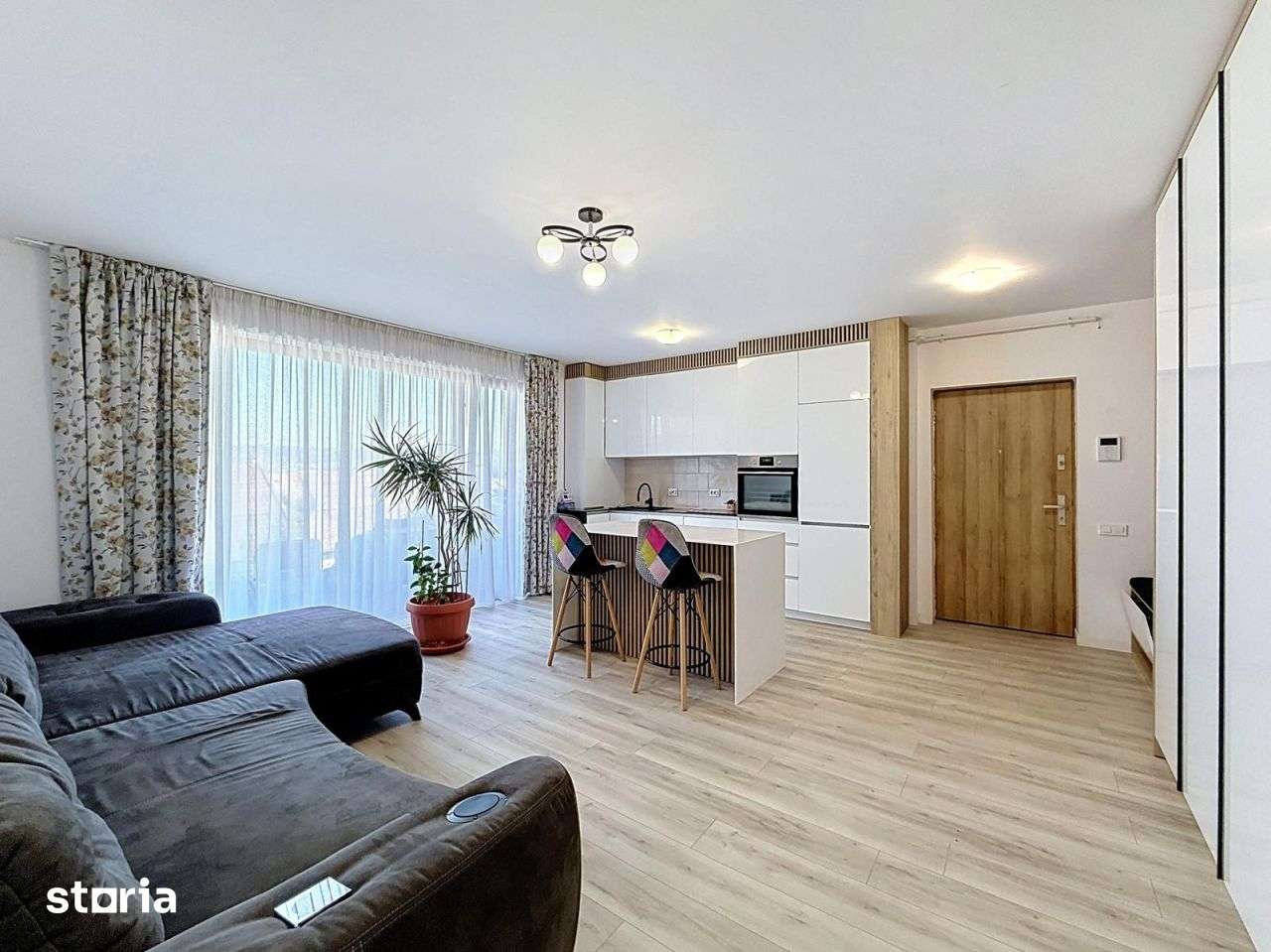 2 camere, bloc nou, 65 mp, balcon, aproape de Centru — fotografia 1
