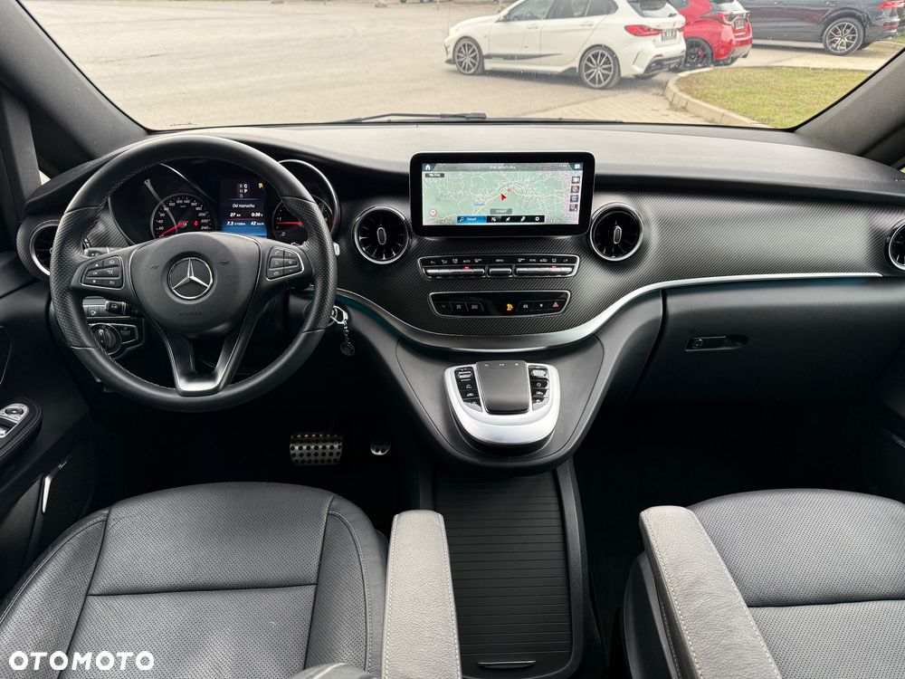 Mercedes-Benz Klasa V 300 d lang 4Matic 9G-TRONIC Avantgarde - 15