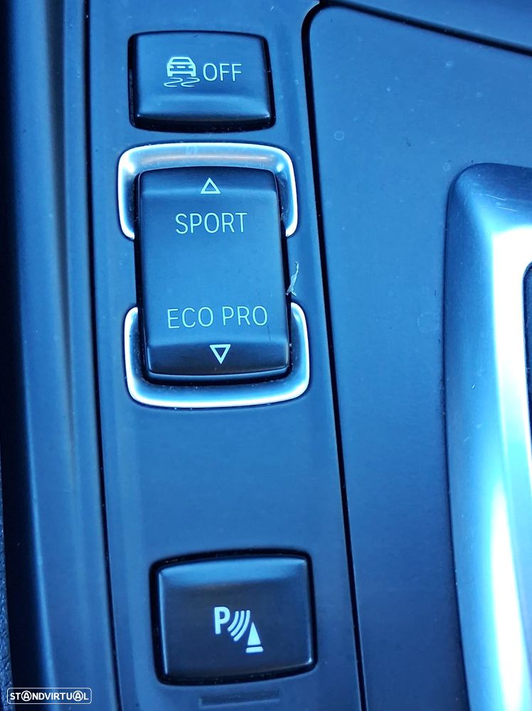 BMW 116 d Aut. Edition M Sport Shadow - 13