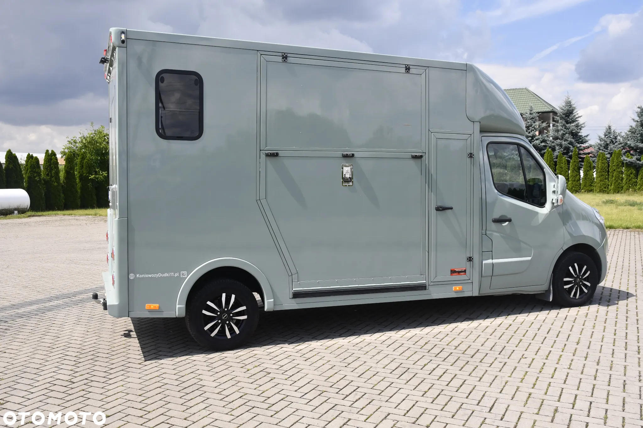 Renault Master Koniowóz - 15