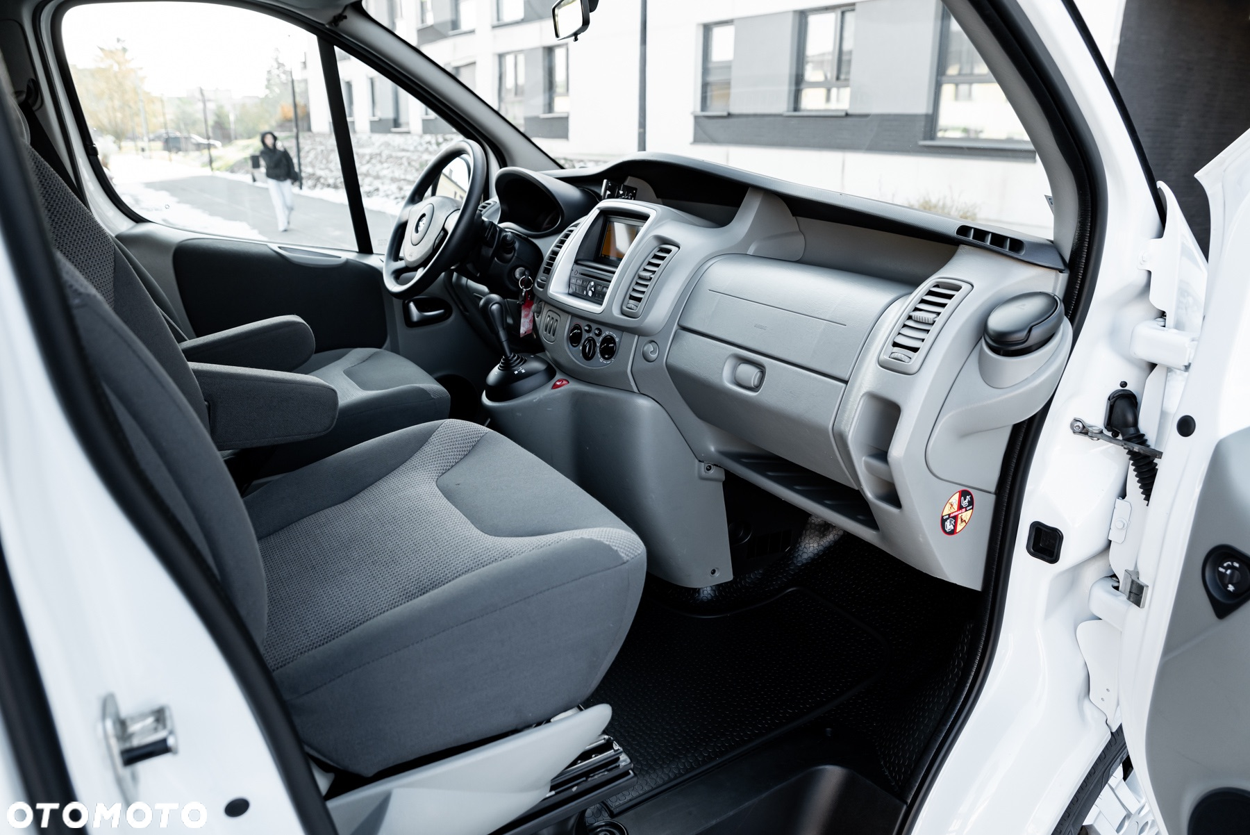 Opel Vivaro 2.5 CDTI L2H1 (Tecshift) Easytronic Life - 33