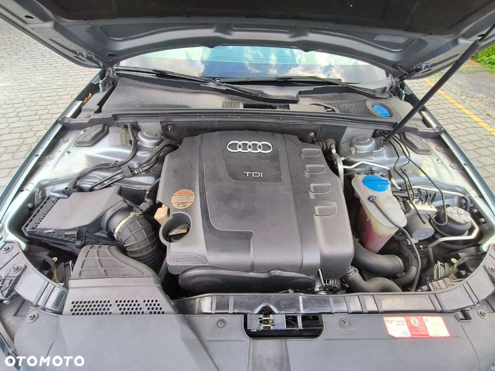 Audi A4 Limousine - 18