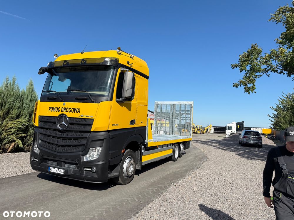Mercedes-Benz ACTROS - 2