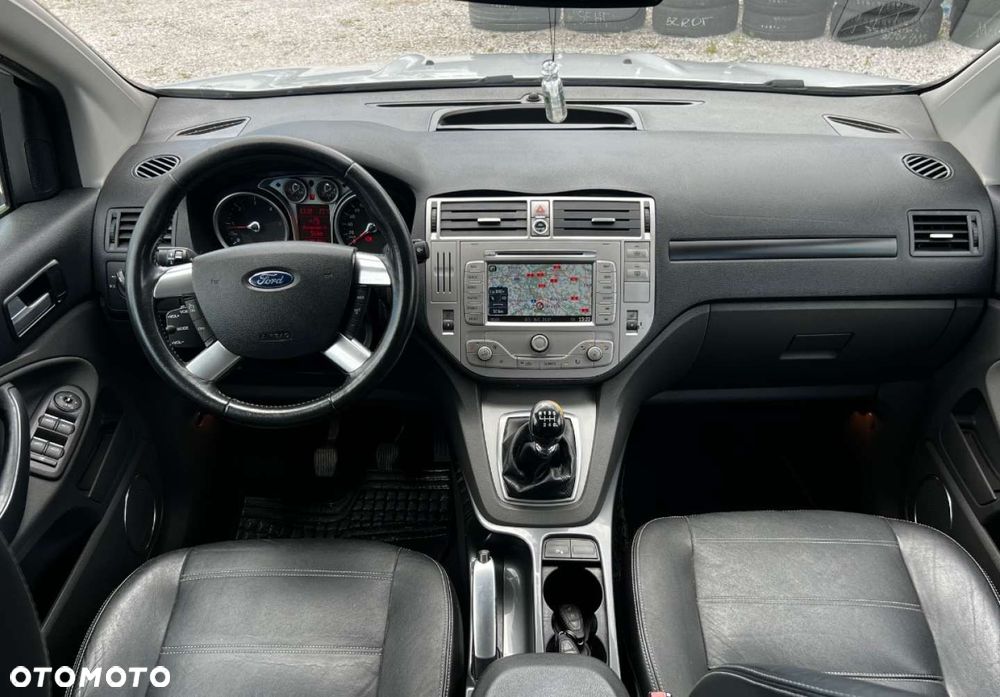 Ford Kuga 2.0 TDCi 4x4 Titanium - 10