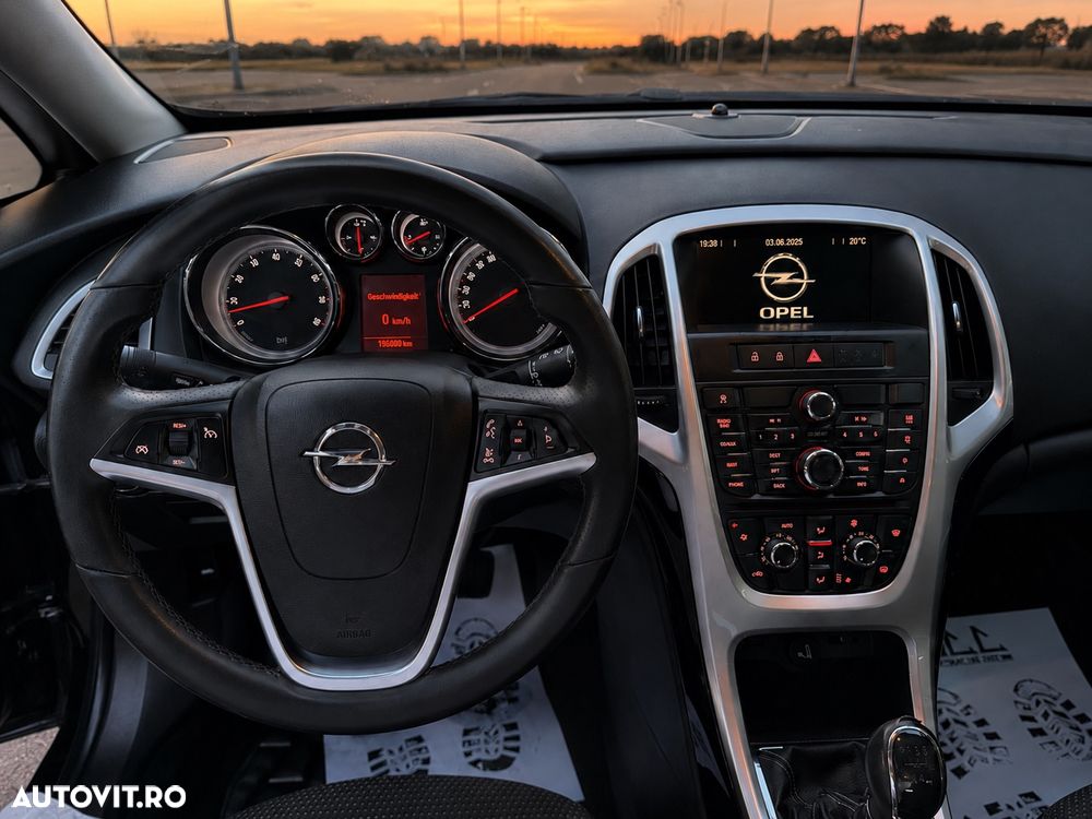 Opel Astra 1.4 ECOTEC Sport - 4