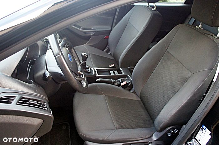 Ford Focus - 16