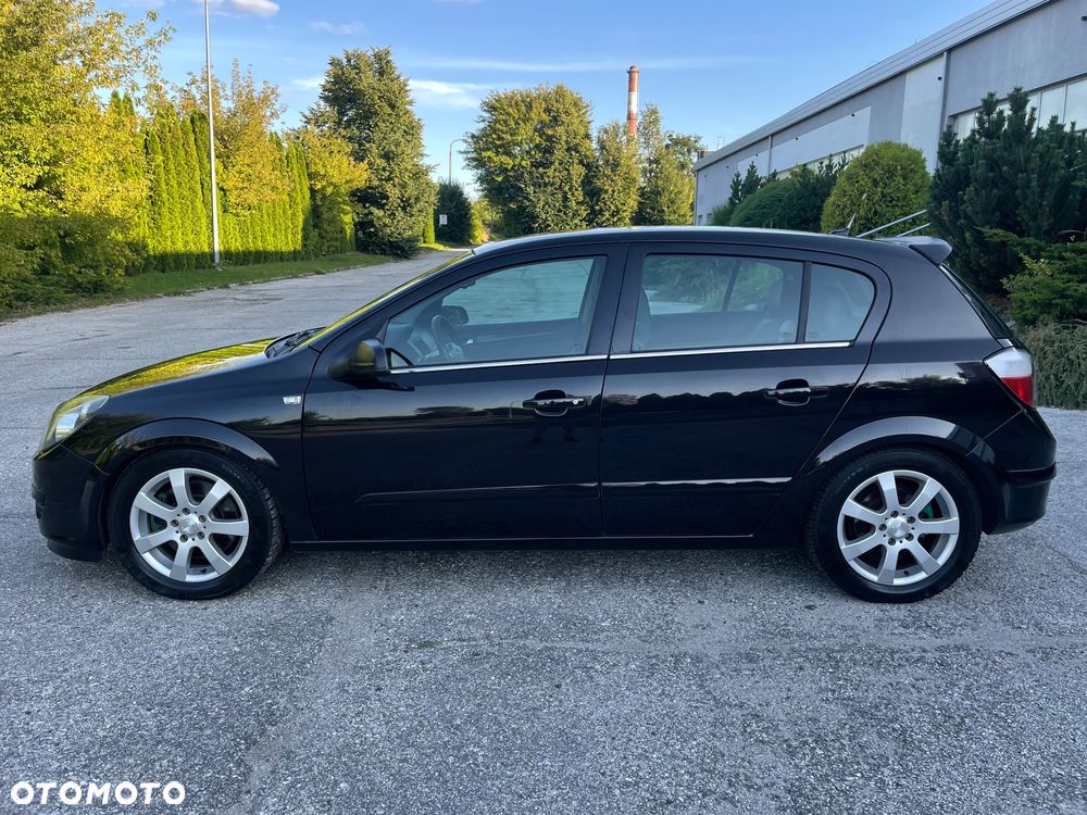 Opel Astra 2.0 Turbo Sport - 24