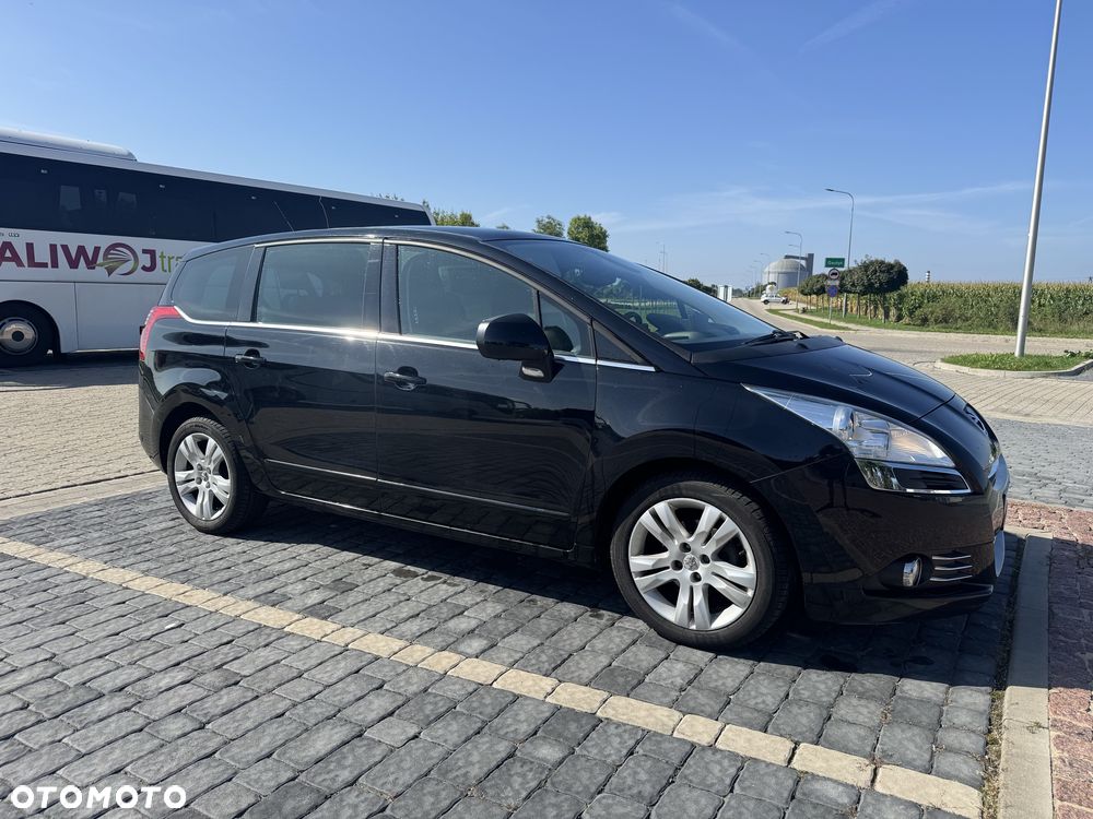 Peugeot 5008 - 1