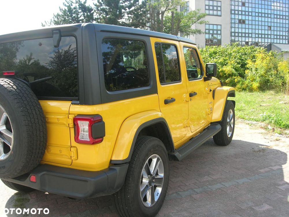 Jeep Wrangler - 5
