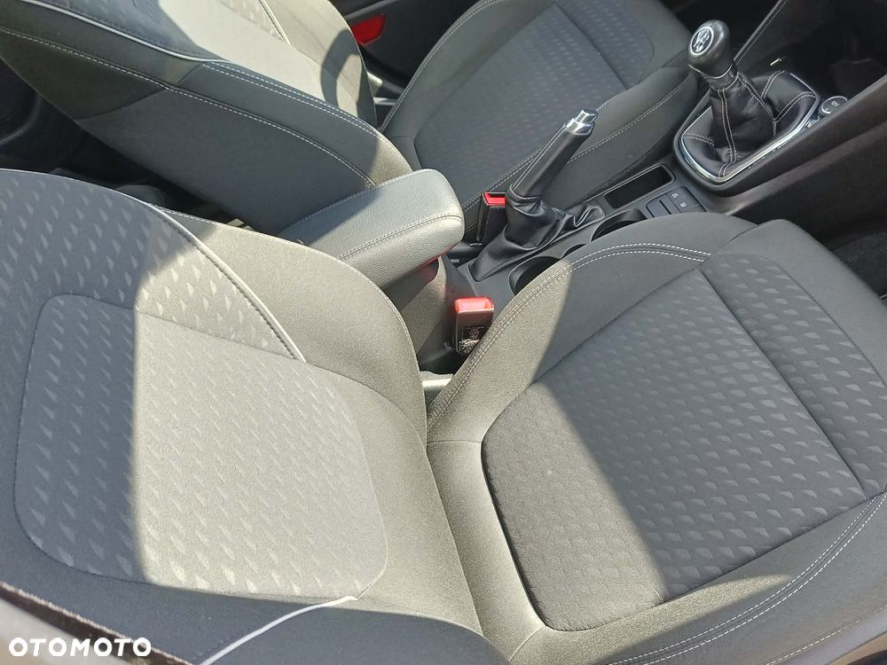 Ford Fiesta 1.1 S&S TITANIUM - 21