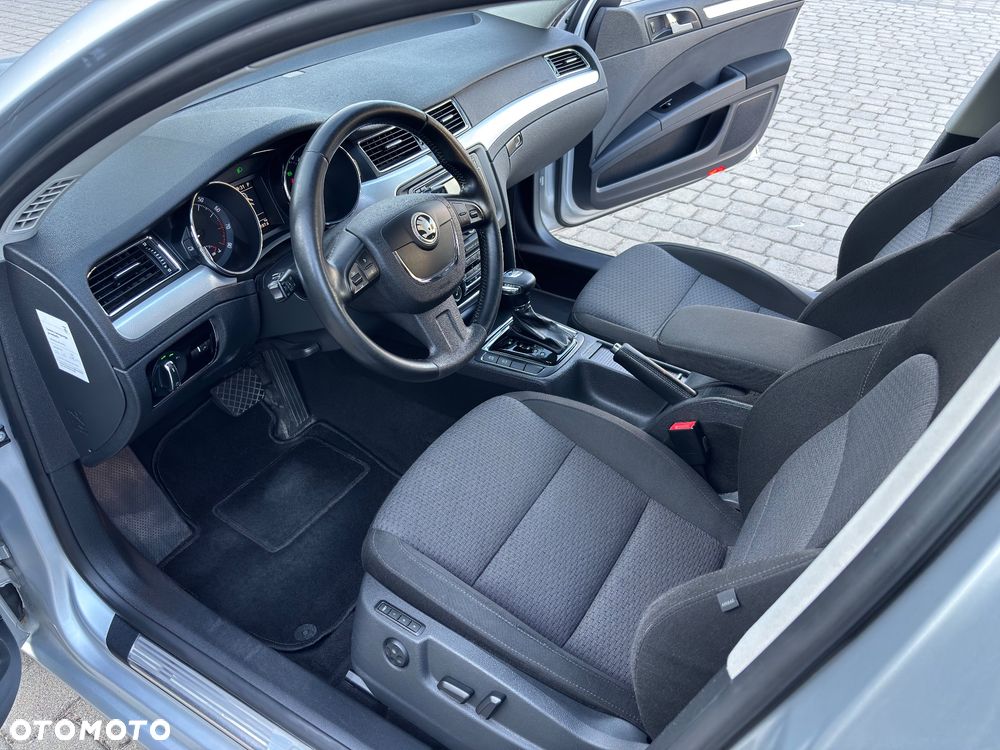 Skoda Superb 2.0 TSI Elegance DSG - 7