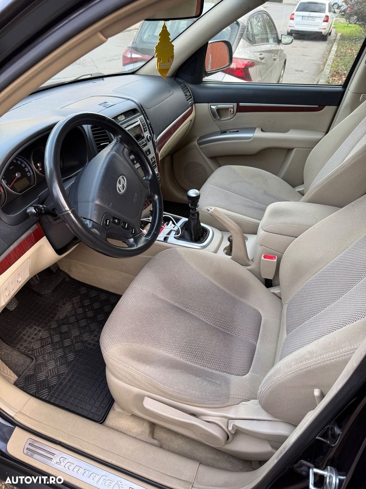 Hyundai Santa Fe 2.2 DSL VGT 5 SEATS 4WD - 13