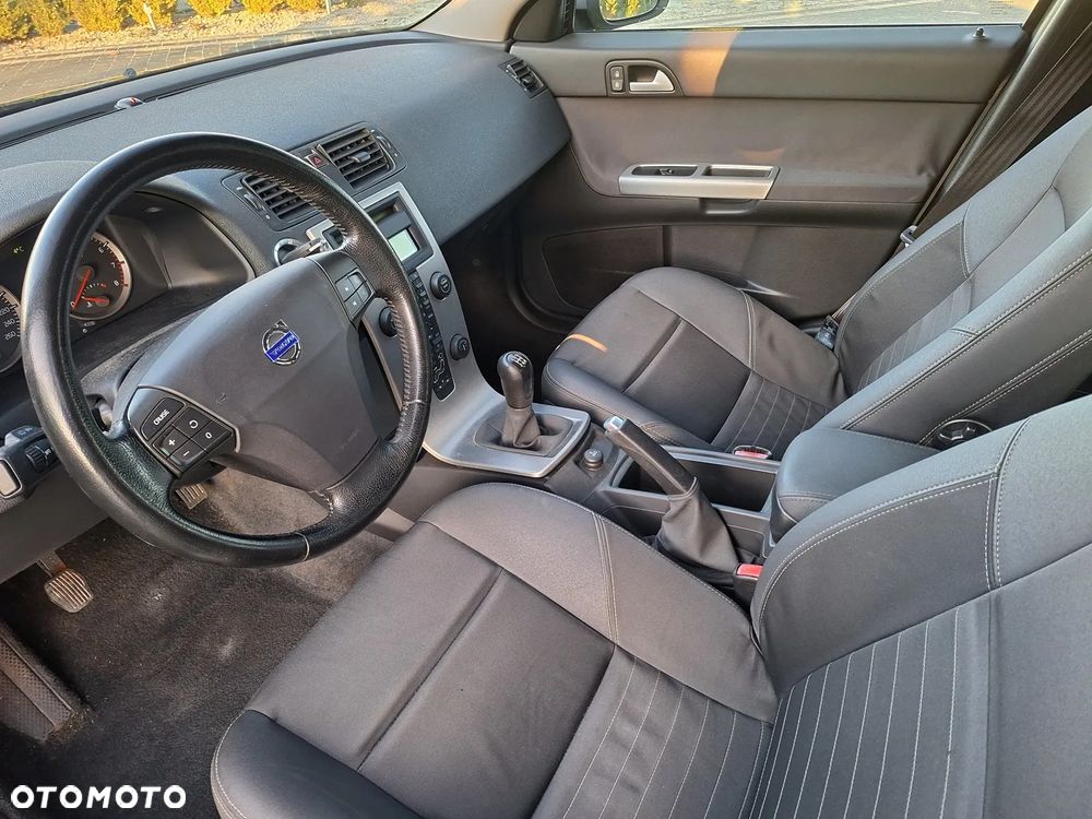 Volvo S40 1.8 Momentum - 21