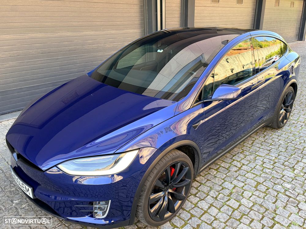 Tesla Model X P100D - 27