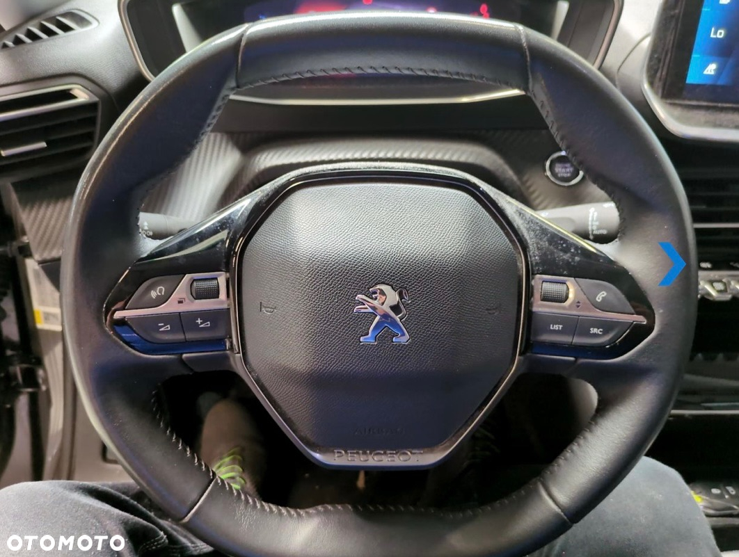 Peugeot 2008 1.5 BlueHDi Allure S&S - 14