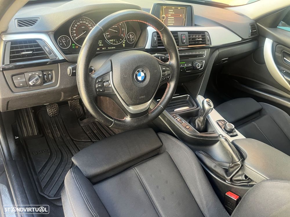 BMW 320 d Line Sport - 12