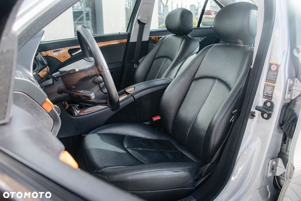 Mercedes-Benz Klasa E 320 CDI 7G-TRONIC Elegance - 15