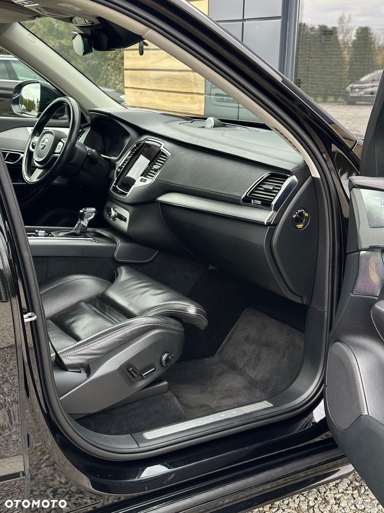 Volvo XC 90 D5 AWD Geartronic Inscription - 11